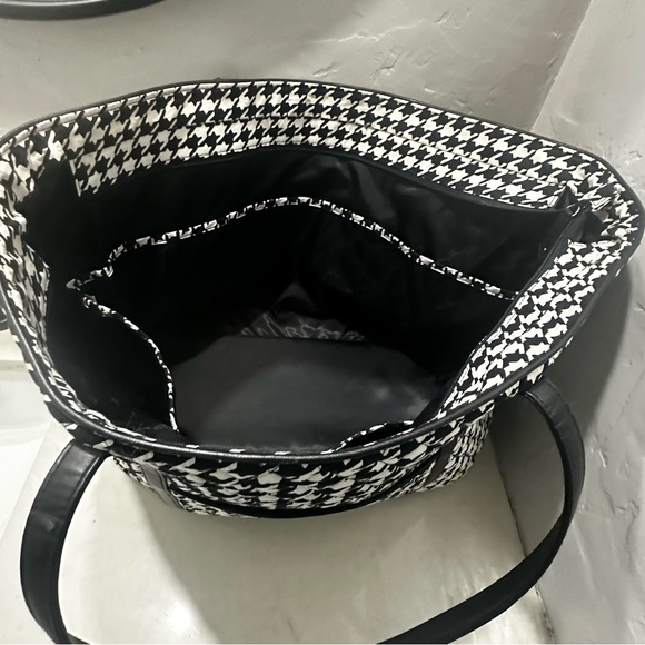 Vera Bradley Black White XL Weekender Travel Bag 25x15x8 - Picture 16 of 16